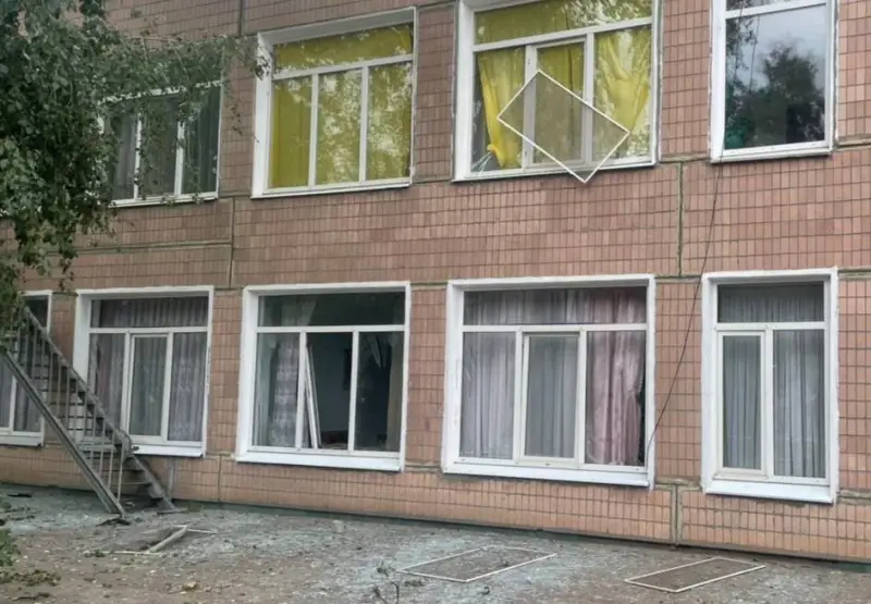 Масштабний обстріл Дніпропетровщини: окупанти нищать школи, житло і бізнес